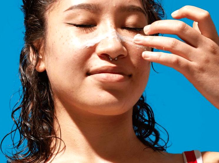 A Guide to Chemical vs. Physical Sunscreens