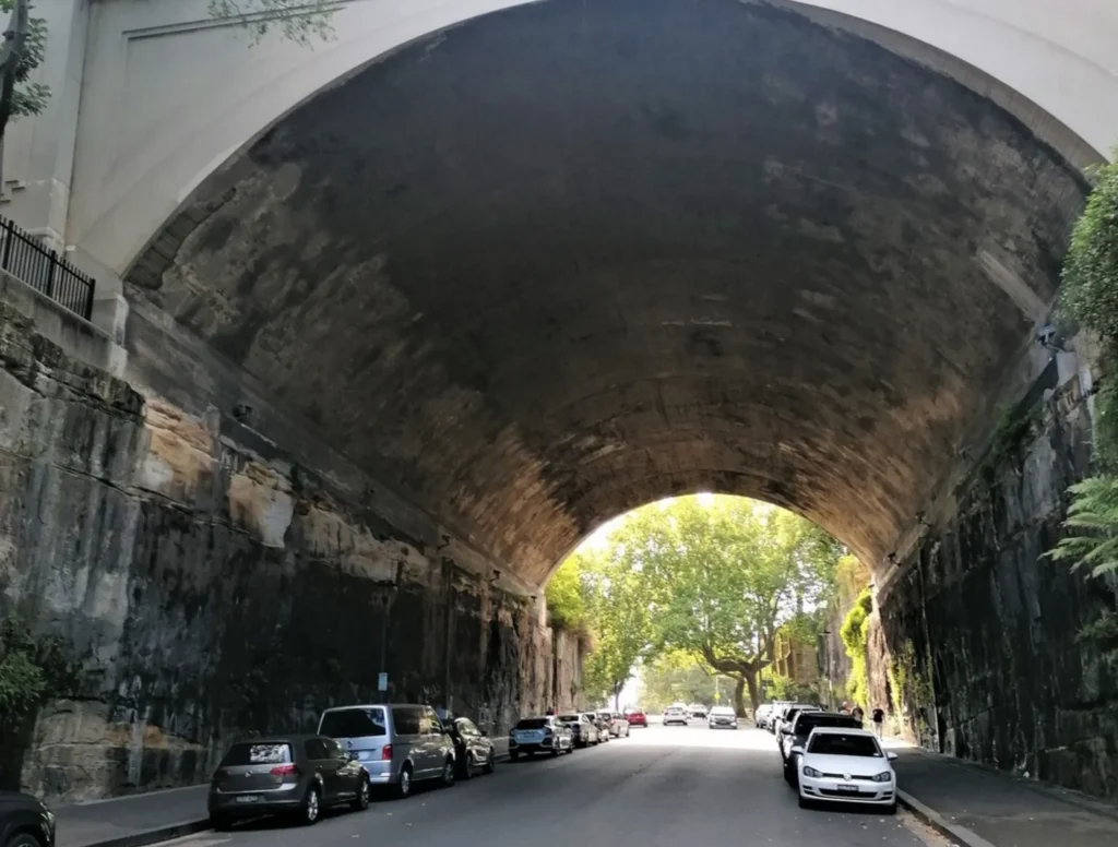 backpacking Sydney on a budget