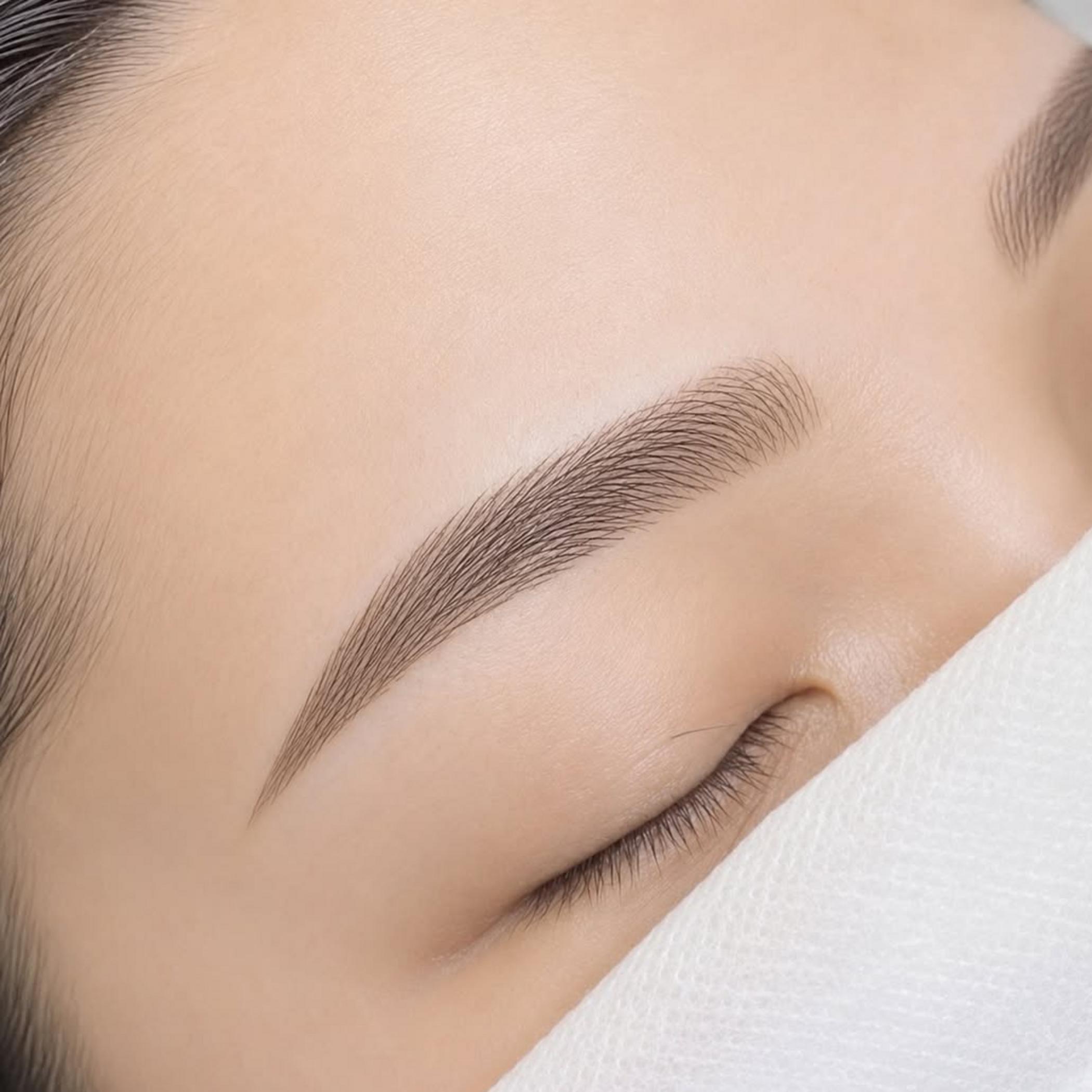 microblading blades and pigments